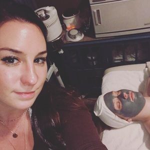 Meet your Posher, Angela